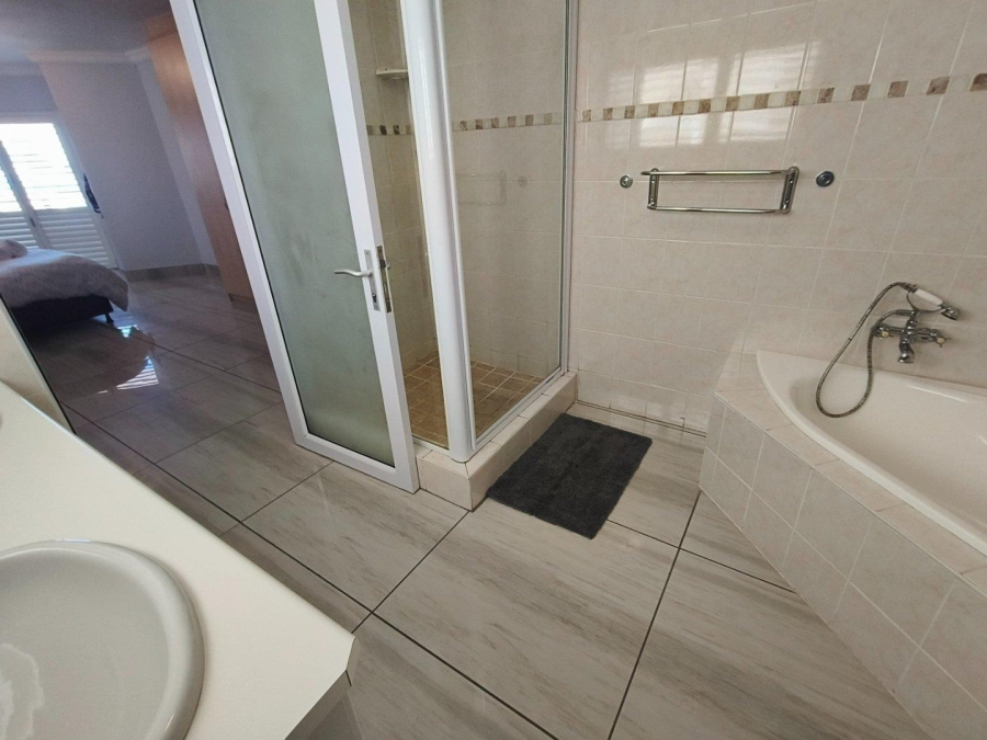 3 Bedroom Property for Sale in Jeffreys Bay Central Eastern Cape